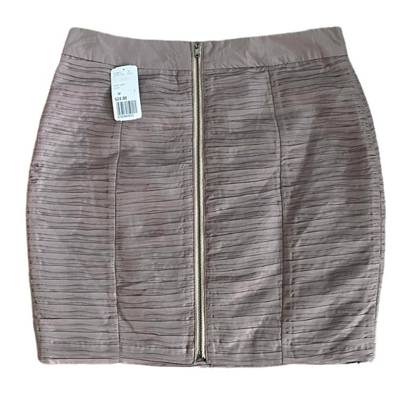 Love 21 (by Forever 21) Short Ruched Skirt, NWT - Picture 2 of 5